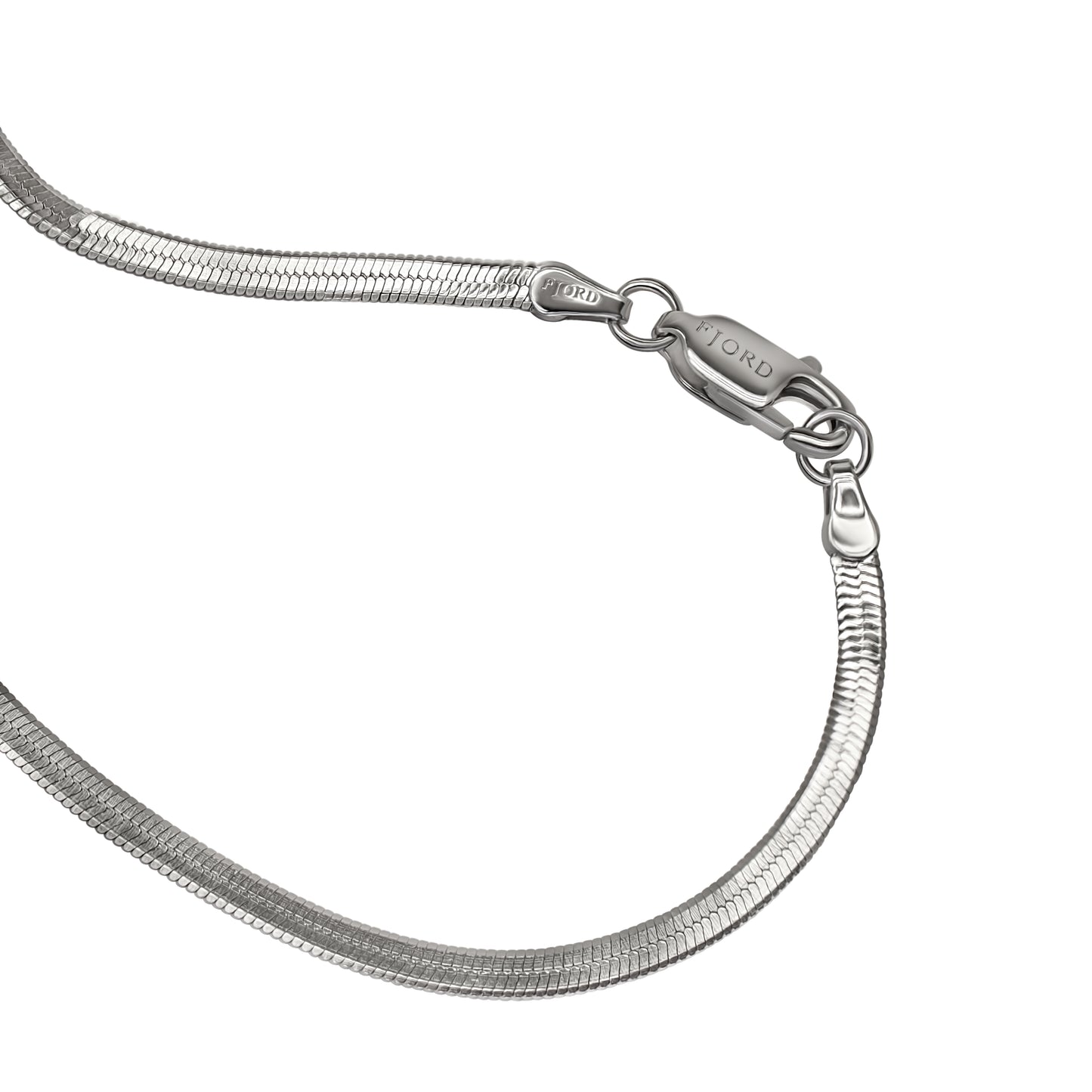 Classic Herringbone Chain Rhodium-Plated Sterling Silver Clasp Detail