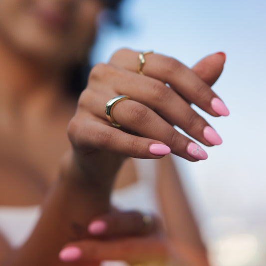 Drift Ring shown on model's hand